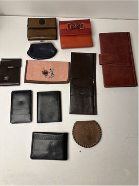 Vintage Leather Wallet Lot 11pc Coin Purses Bifolds Card Holders Souvenir Pouch